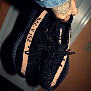 Yeezy Boost 350 V2